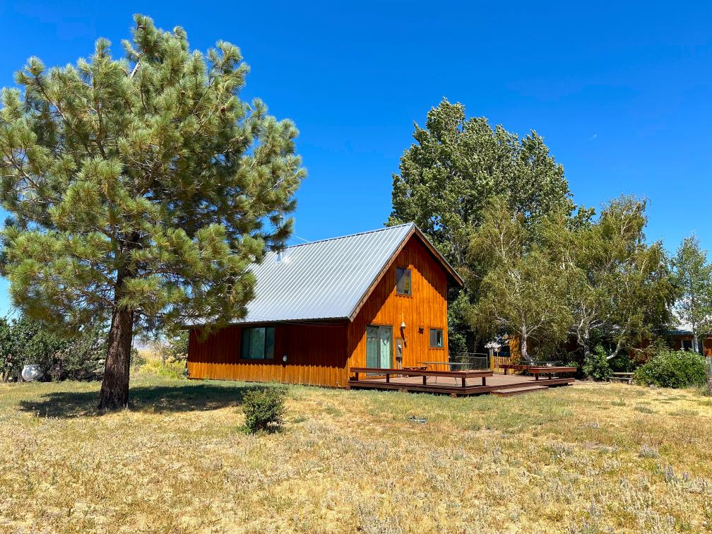 Far West Real Estate | Ranches | Antelope Valley Ranch